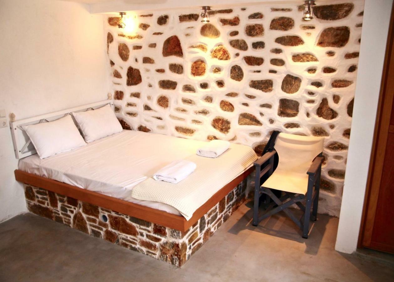 Casa Milos Stone Chalets Alonnisos Town Exterior photo