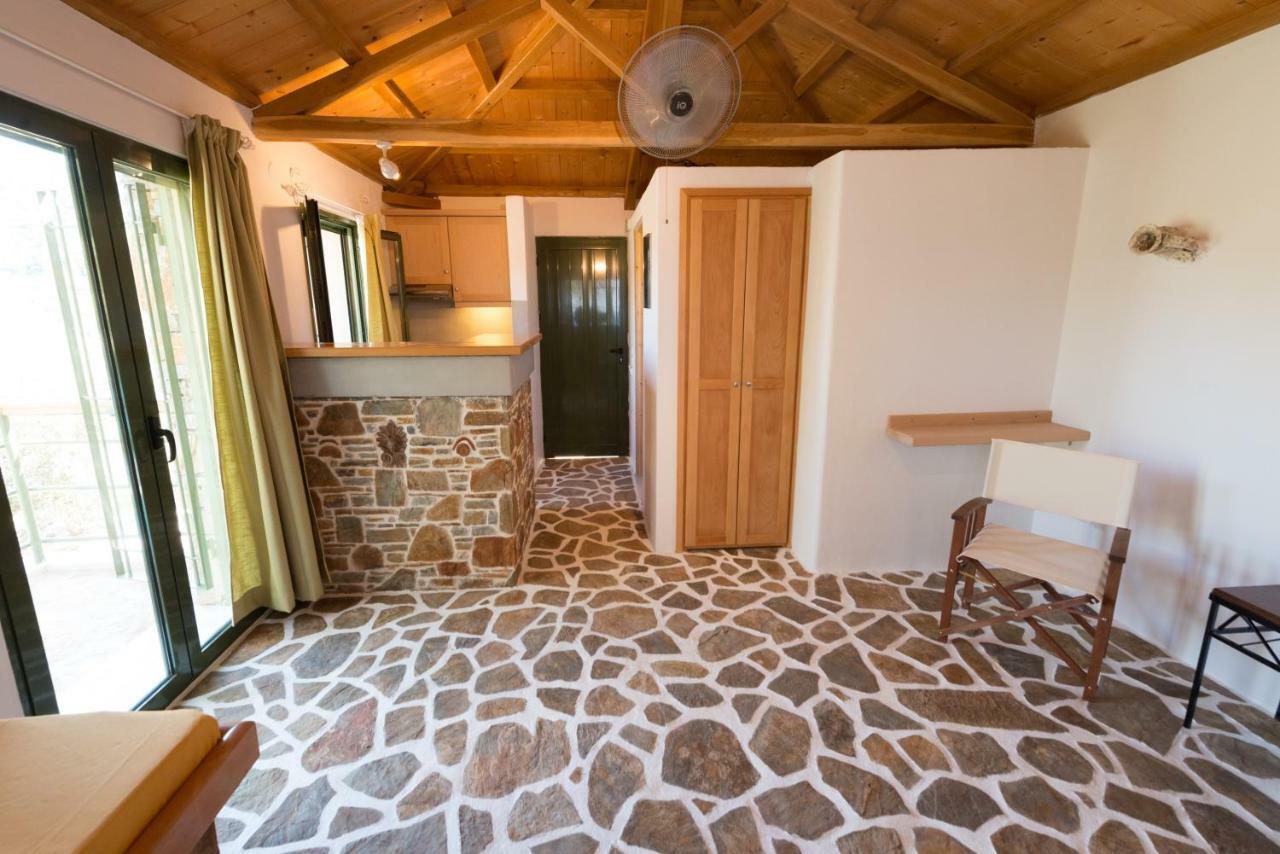 Casa Milos Stone Chalets Alonnisos Town Exterior photo